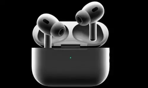 Ear tips in new AirPods Pro incompatible with older model: Apple
