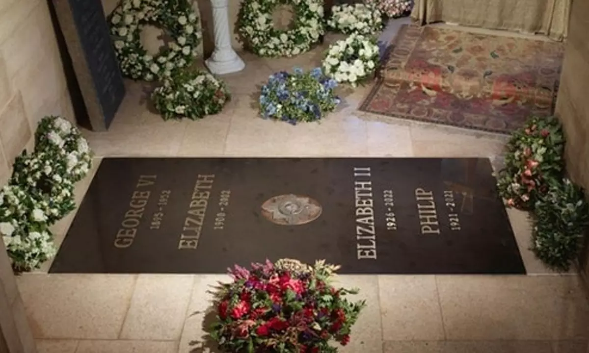 Queen Elizabeth II: A photograph of the ledger stone now installed at the King George VI Memorial Chapel.(Twitter)