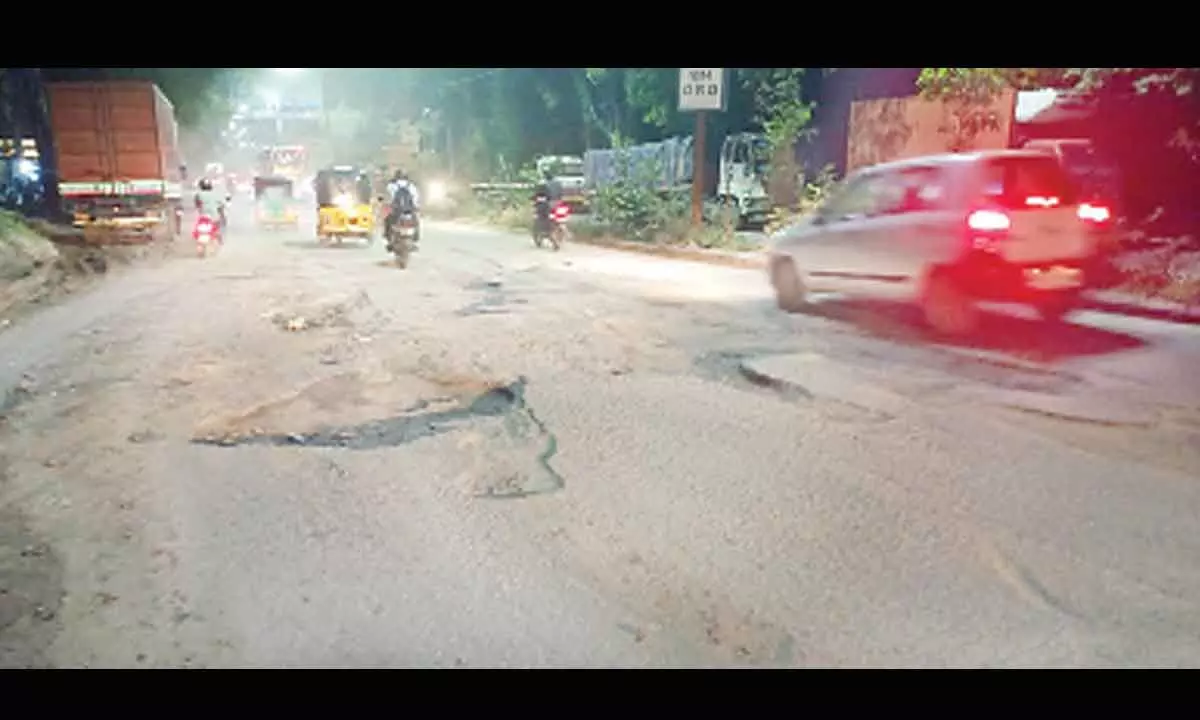 Hyderabad: A Death trap called Bachupally-Miyapur road
