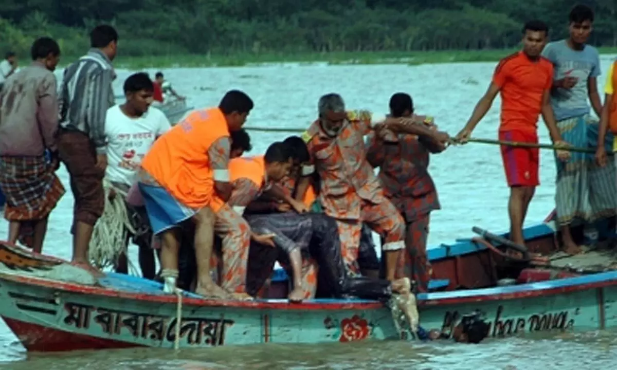 Death toll in Bdesh boat capsize reaches 32, over 30 still missing