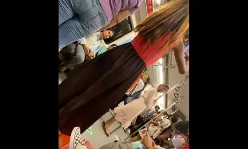 Watch The Trending Video Of Girl Dancing Inside Delhi Metro coach