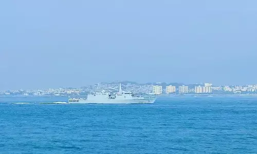 A view of Visakhapatnam coast which will be developed as beach tourism Photo: Vasu Potnuru
