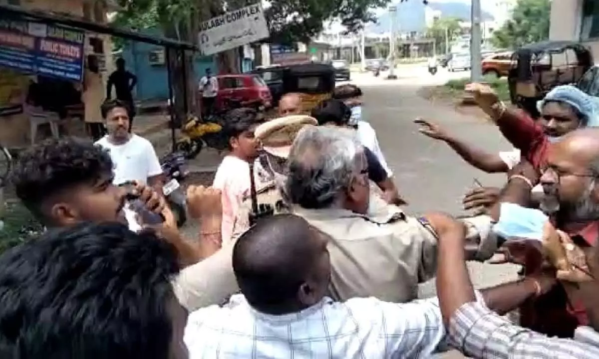 Angry relatives attack doctors over death of patient