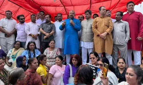 AAP vs BJP: Another Face Off Over Opening Of Liquor Vend In West Delhi