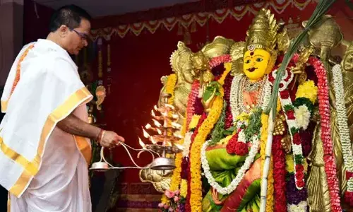 Huge Friday rush at Durga temple