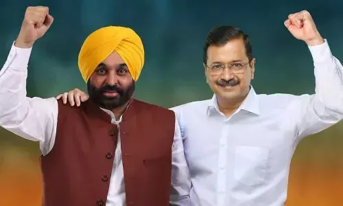 Punjab Chief Minister Bhagwant Mann and Delhi Chief Minister Arvind Kejriwal