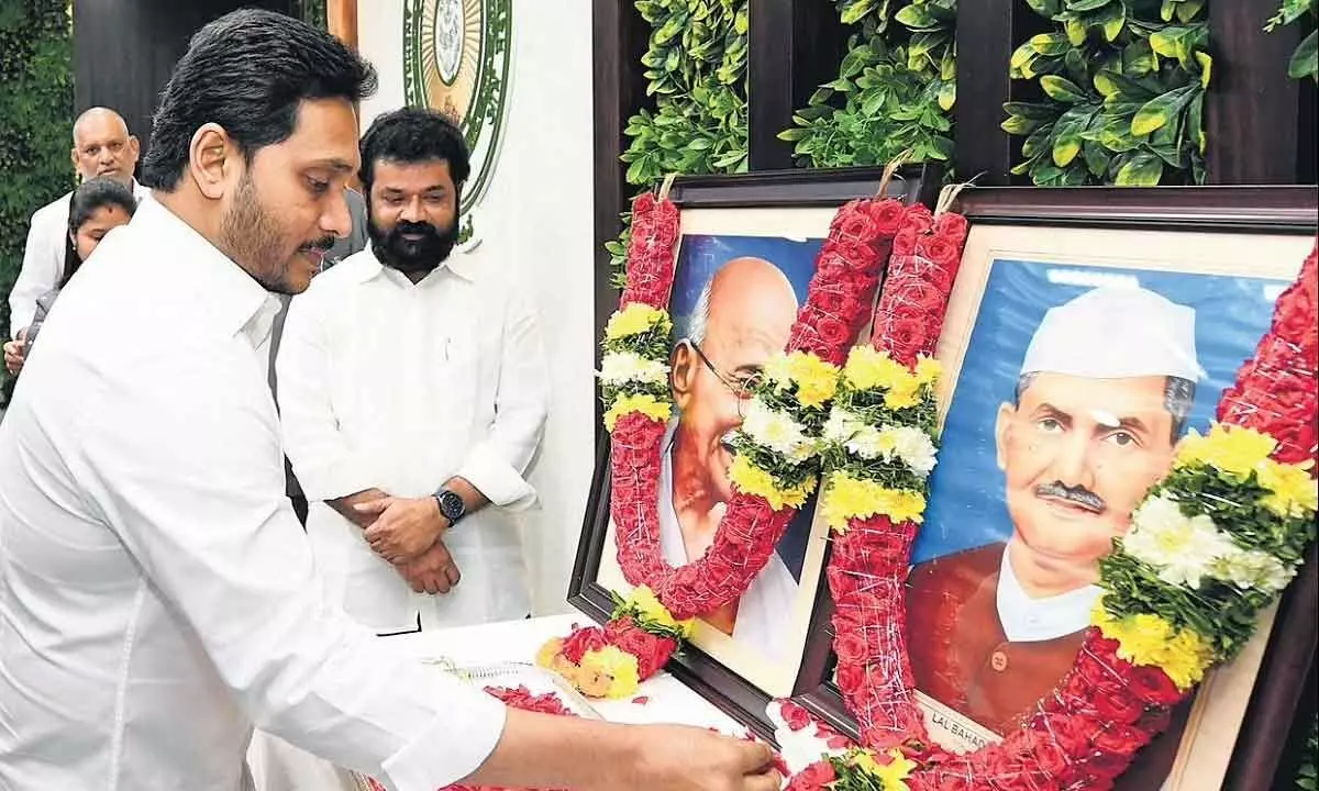 YS Jagan pays tribute to Mahatma Gandhi and All Bahadur Shastry