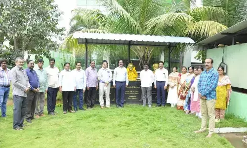 APEPDCL officials taking part in the Gandhi Jayanti celebrations held in Visakhapatnam on Sunday