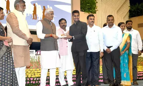 Bhadradri Kothagudem District Collector Anudeep Durishetty receiving  the Swachh Survekshan award from Union  Jal Shakti Minister Gajendra Singh Shekhawat in Delhi on Sunday