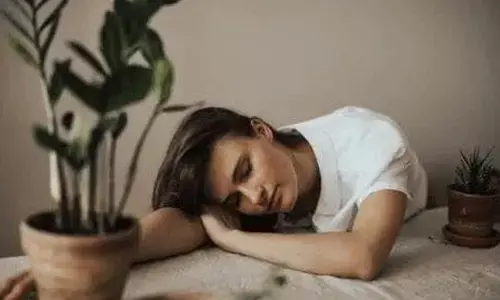 In Ghosting, usually you find getting no response, even when you try hard to get a reply from your partner.