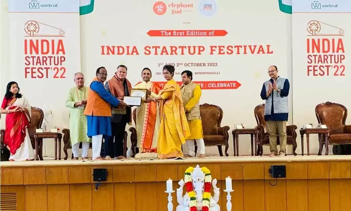 Zaggle bags Upcoming Unicorn Award at the Indian Startup Festival 2022