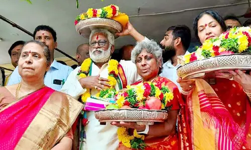 YV Subba Reddy presents silk robes to goddess Kanaka Durga in Vijayawada