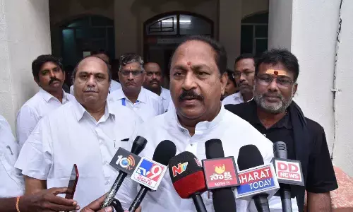 Deputy CM and Minister for Endowments Kottu Satyanarayana addressing the media in Guntur on Tuesday