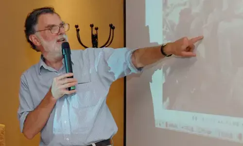 American Professor Fired After Students Accused Him For Low Grades