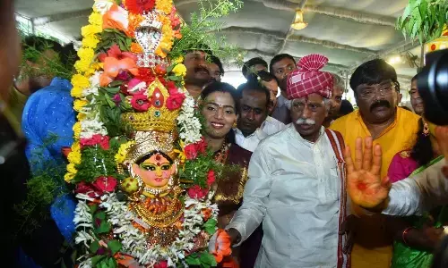 Bandaru Dattatreya hosts Alai Balai in Nampally, fervour marks the event