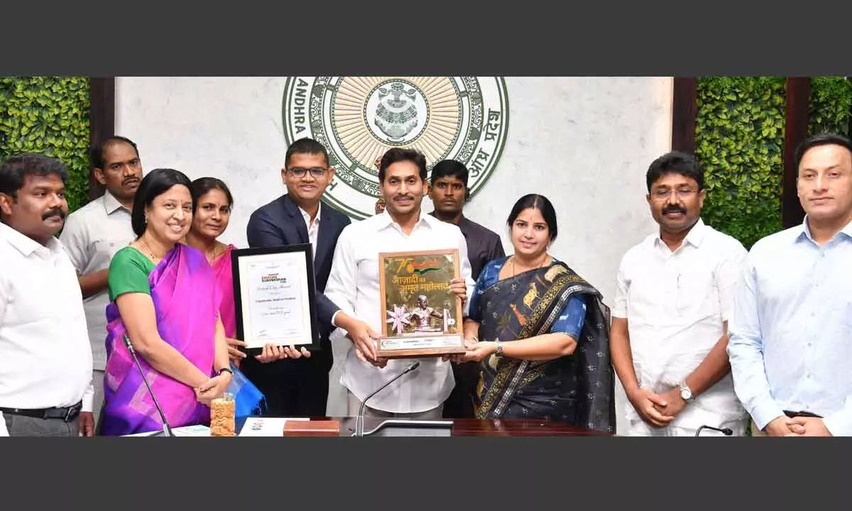 Mayors, chairpersons, commissioners of municipal corporations, municipalities which bagged awards in Swachh Survekshan-2022 call on Chief Minister Y S Jagan Mohan Reddy at his camp office in Tadepalli on Friday