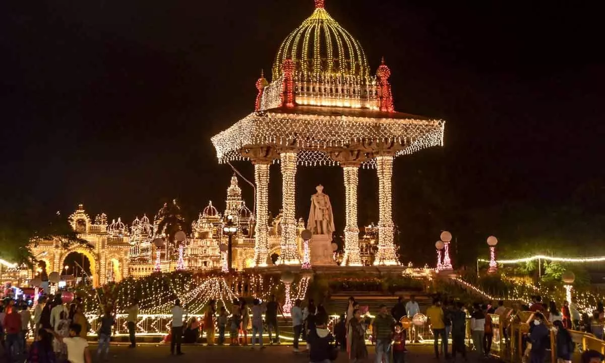 Dasara illumination extended by public demand