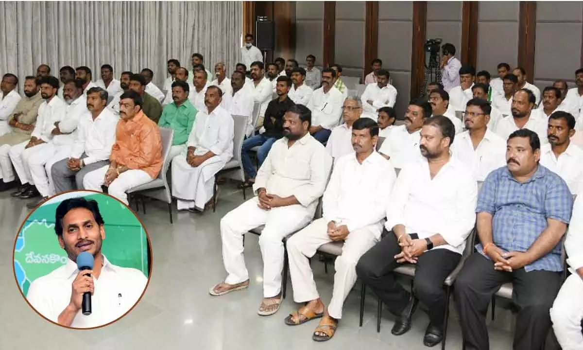 Chief Minister YS Jagan Mohan Reddy interacting with YSRCP cadres of Aluru constituency at his camp office in Tadepalli on Thursday