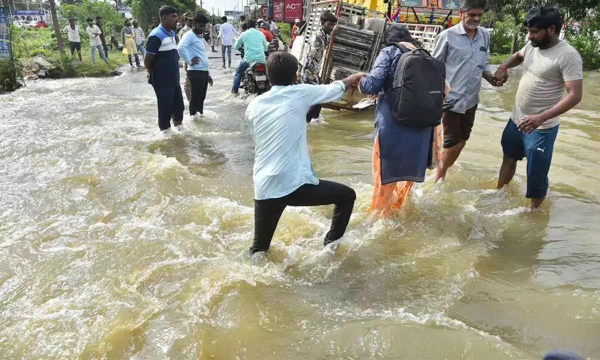 Waterlogging keeps SCB grounded