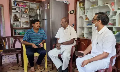 TDP general secretary Ganni Krishna with party State secretary Chennupati Gandhi at his residence in Vijayawada on Thursday