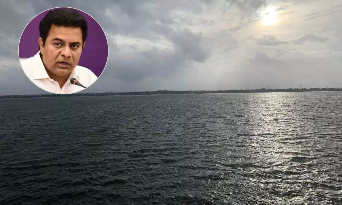 KTR asks HMDA to turn Ibrahimpatnam lake into tourist spot