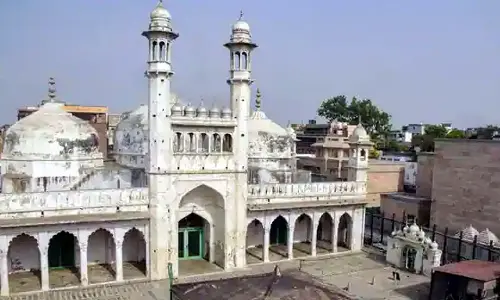 Gyanvapi case: Varanasi court rejects plea for carbon dating of shivling Gyanvapi case: Varanasi court rejects plea for carbon dating of shivling