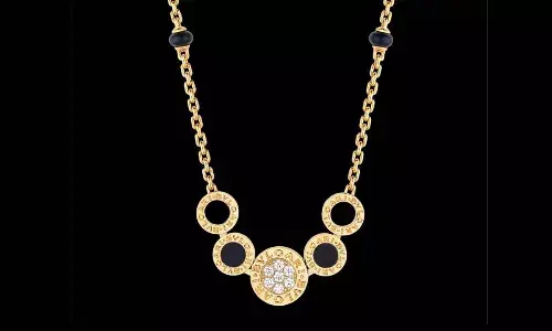 Bulgari Mangalsutra: Traditional Mangalsutra in a modern rendition
