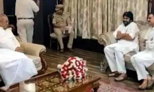 Pawan Kalyan heads to Vijayawada, likely to meet Governor tomorrow