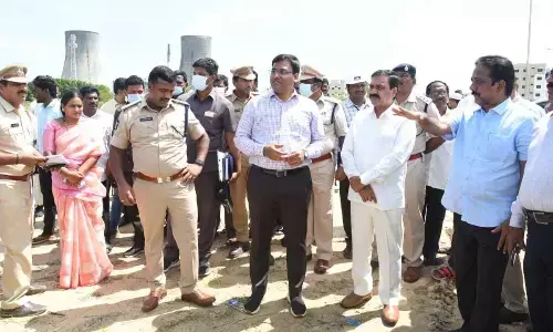 Agriculture Minister Kakani Govardhan Reddy along with senior officials at the Genco plant site in Muthukur mandal in Nellore district on Tuesday