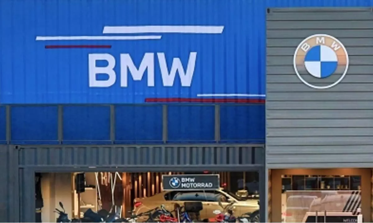 BMW Group to invest $1.7 bn to build EVs in US