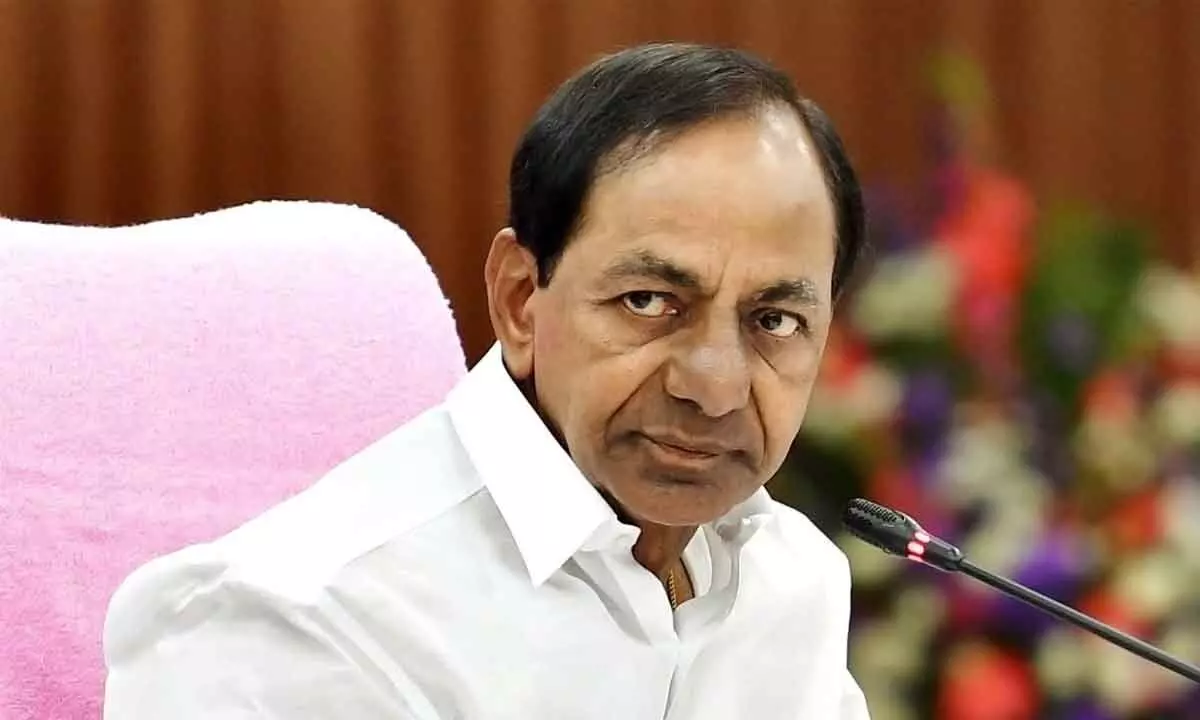 Come back, invites KCR to those who left party