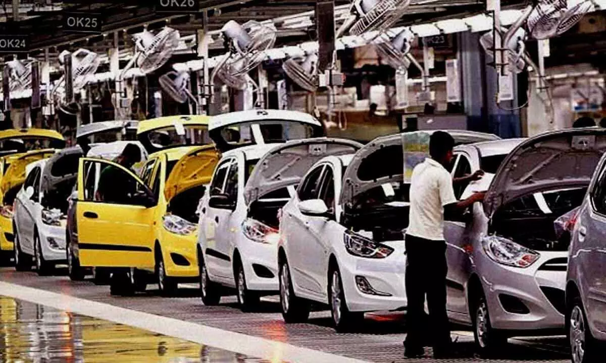 Despite challenges, auto industry set for growth in coming months