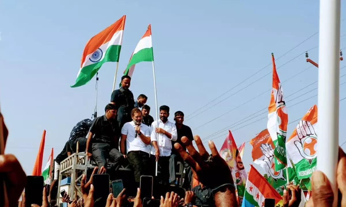 Rahul Gandhi receives grand welcome in Telangana