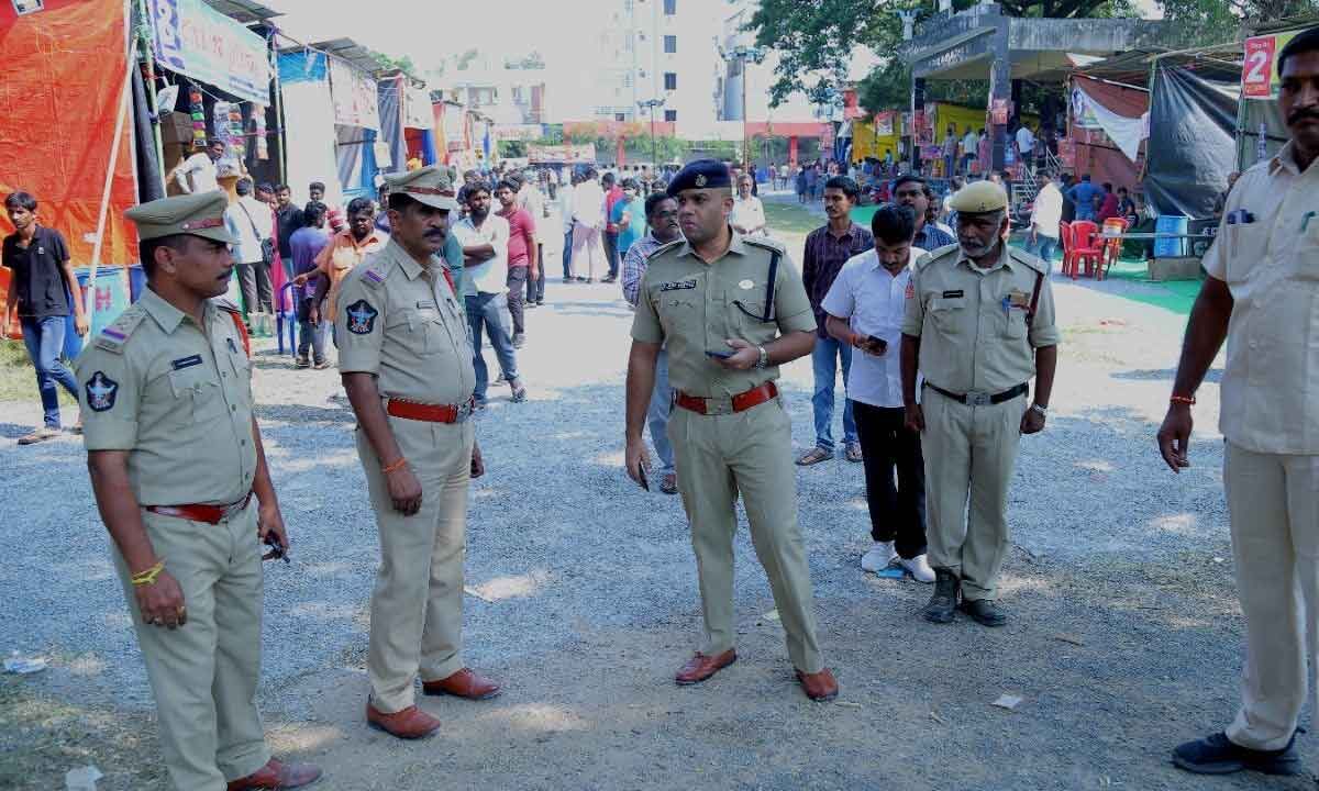Guntur Cops told to ensure safety at cracker shops