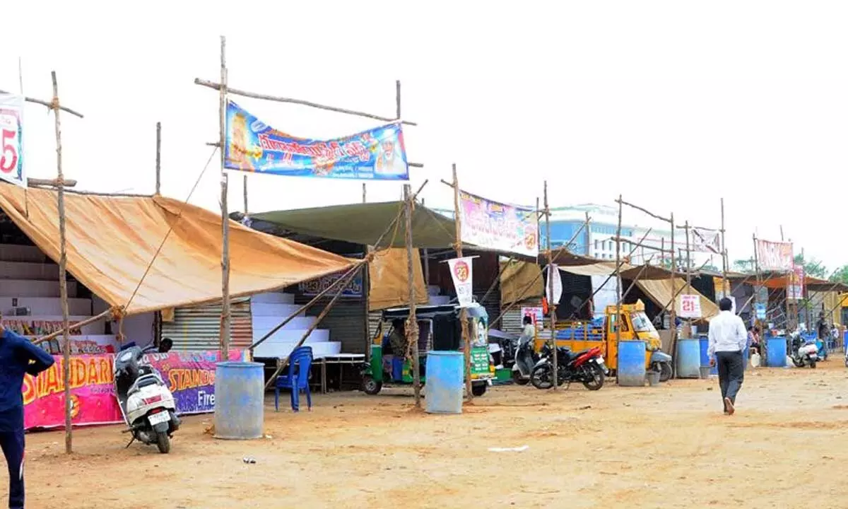 File photo of cracker stalls at Swarajya Maidan last year