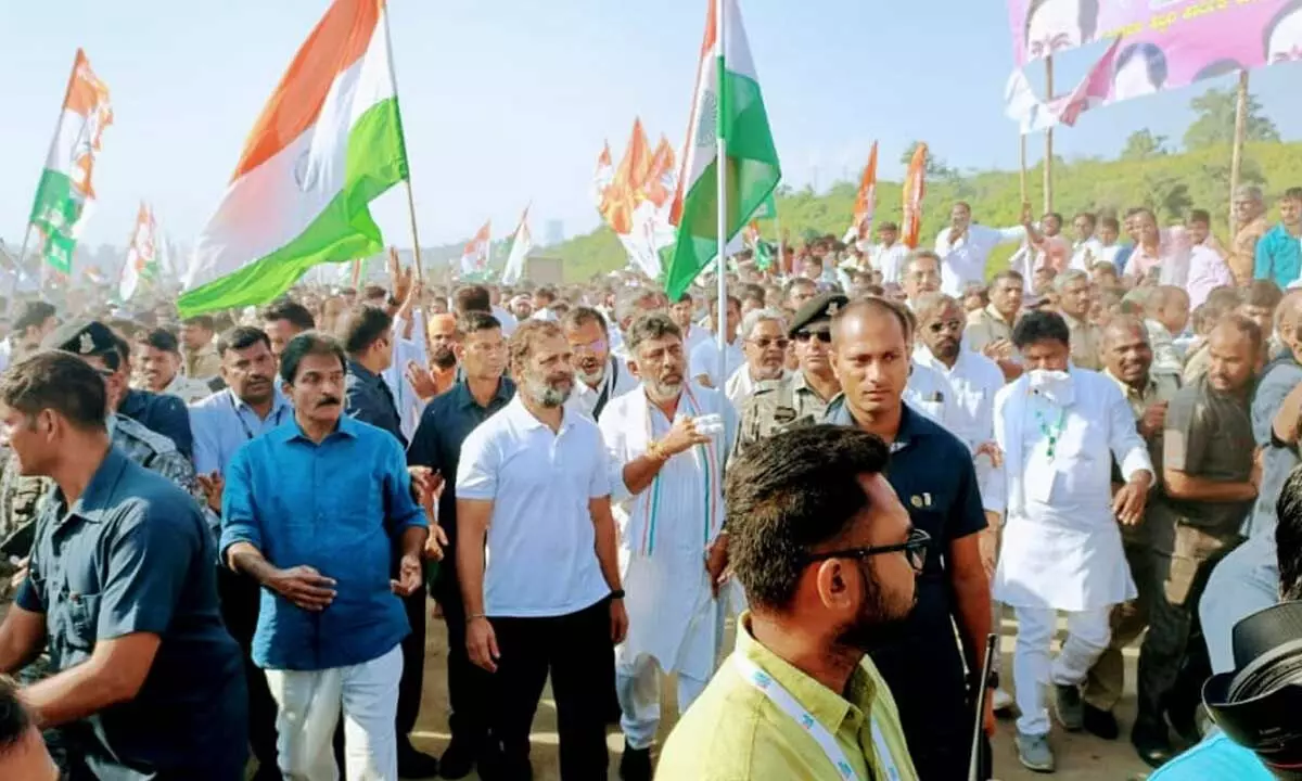 Rahul Gandhi alogn with senior congress leaders walking in Bharat Jodo Yatra after entering into Telangana on Sunday