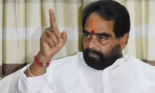 Tammineni Sitaram lashes out at Maha Padayatra, says there are no farmers in it