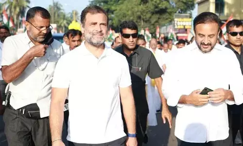 Congress aims to bring Indians together: Kalakuntla Madan