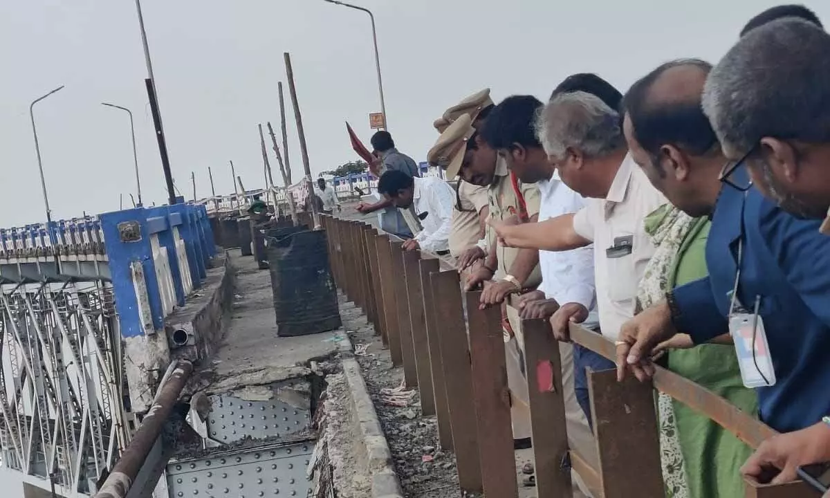 The members of Safety Committee of coordinating departments inspecting the bridge on Wednesday