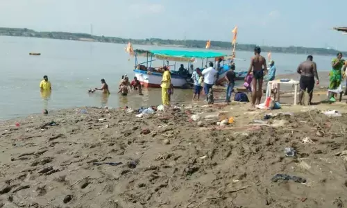 The poor conditions of Godavari river steps and Pushkar Ghats at Bhadrachalam on Thursday