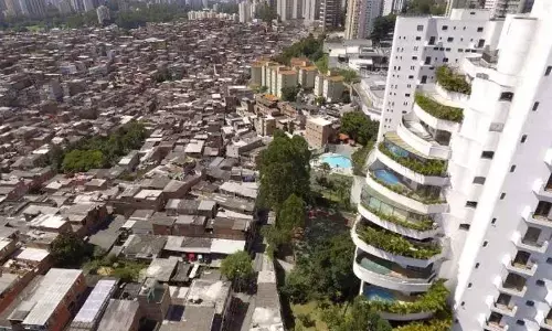 The unresolved gap of economic inequality