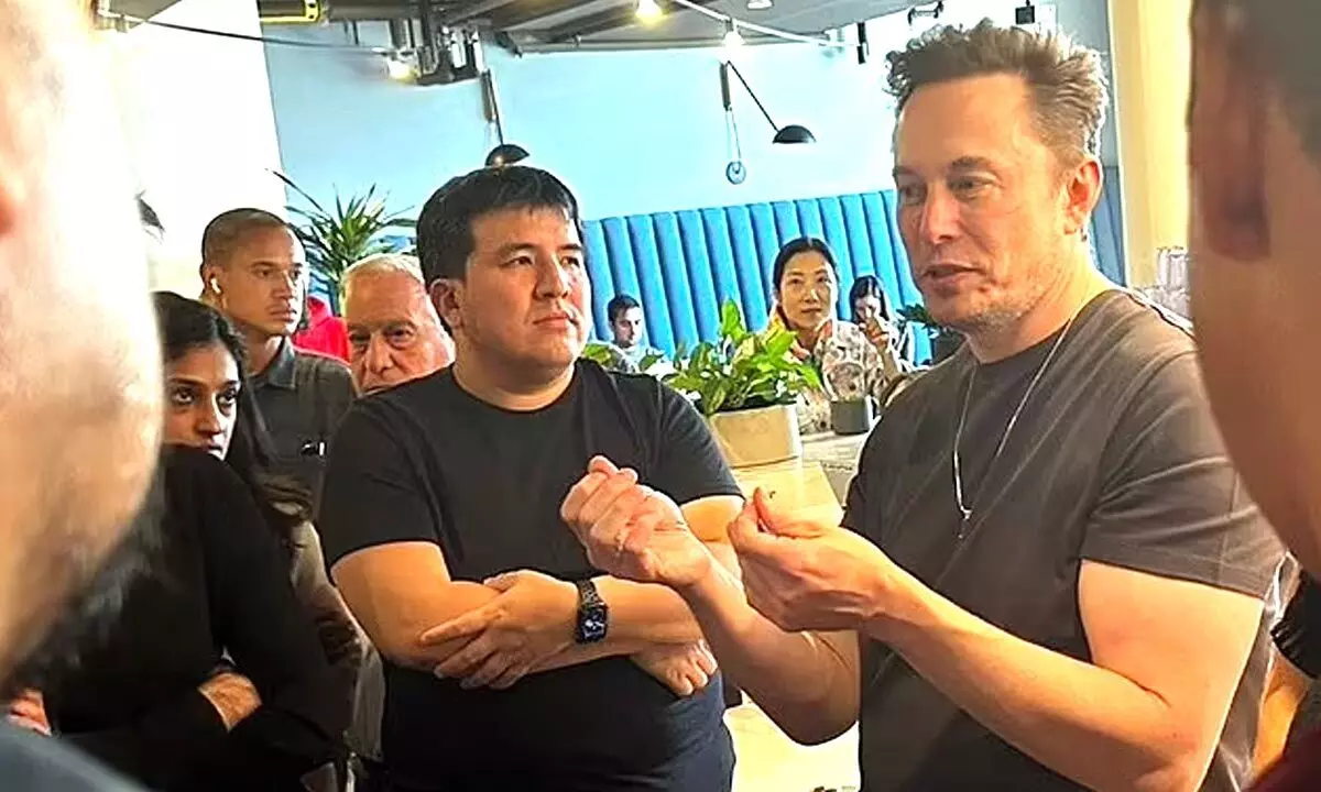 Elon Musk asks Tesla engineers to review code written by Twitter engineers