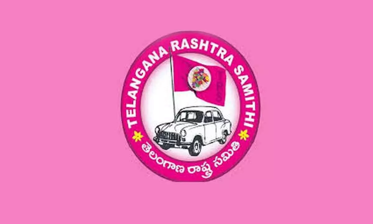 Munugodu bypoll: TRS MPs slam Rajagopal over transfer of money to woo voters