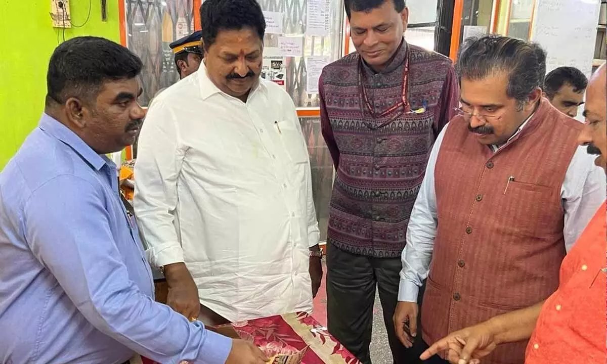AP civil supplies minister KV Nageswara Rao and officials visit a Maveli store run by Kerala Civil Supplies Corporation  during their visit to the state on Tuesday
