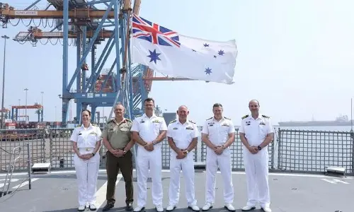 Commanders and other personnel of the RAN in Visakhapatnam