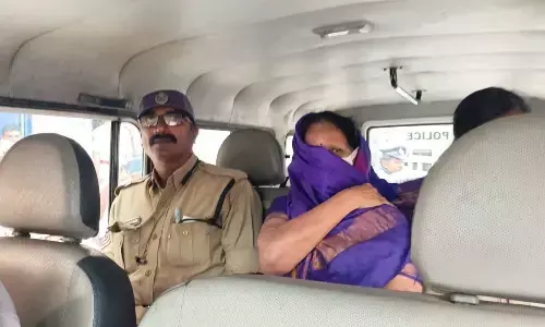 CID officials shifting the key accused to Rajahmundry Central Jail on Tuesday