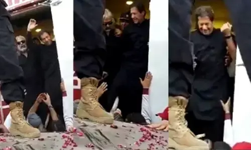 Imran sustains bullet injury on leg, shifted to hospital