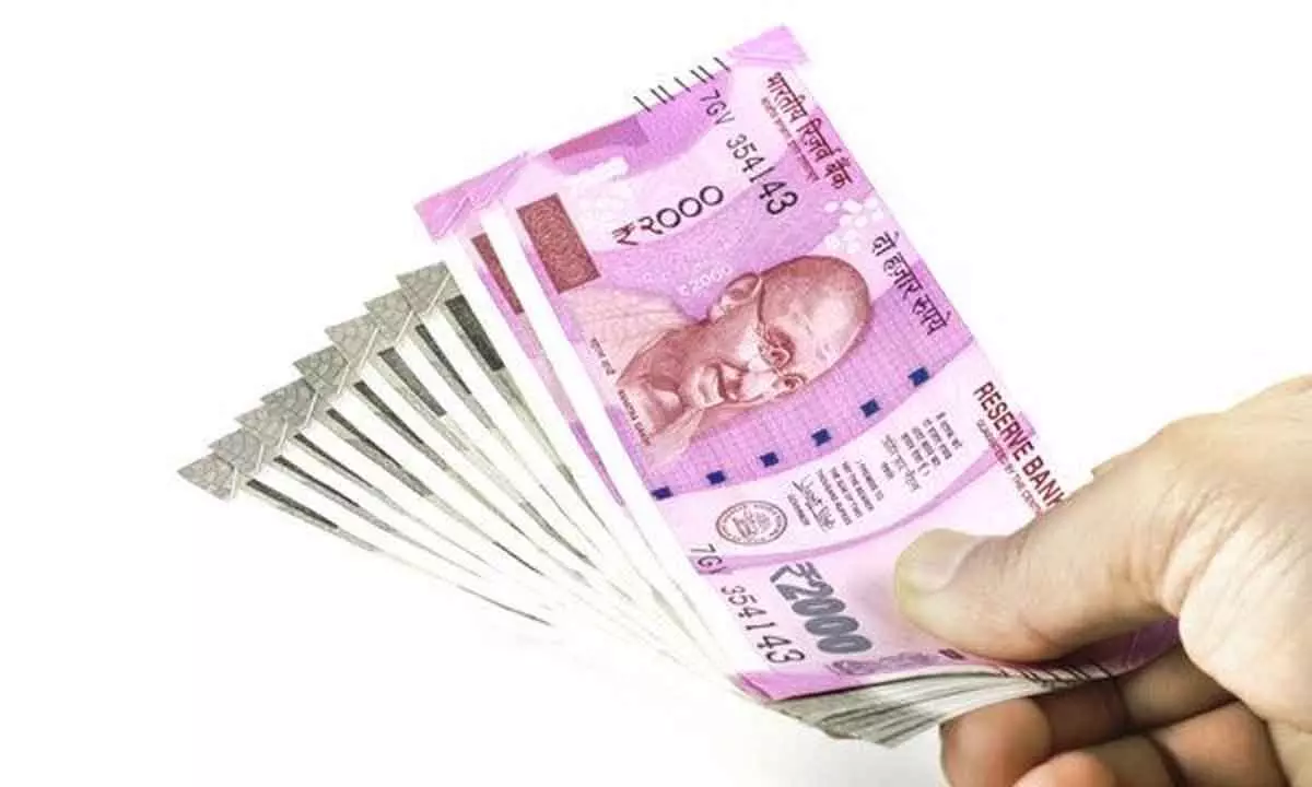 Cash with public at record high of Rs 31 lakh cr