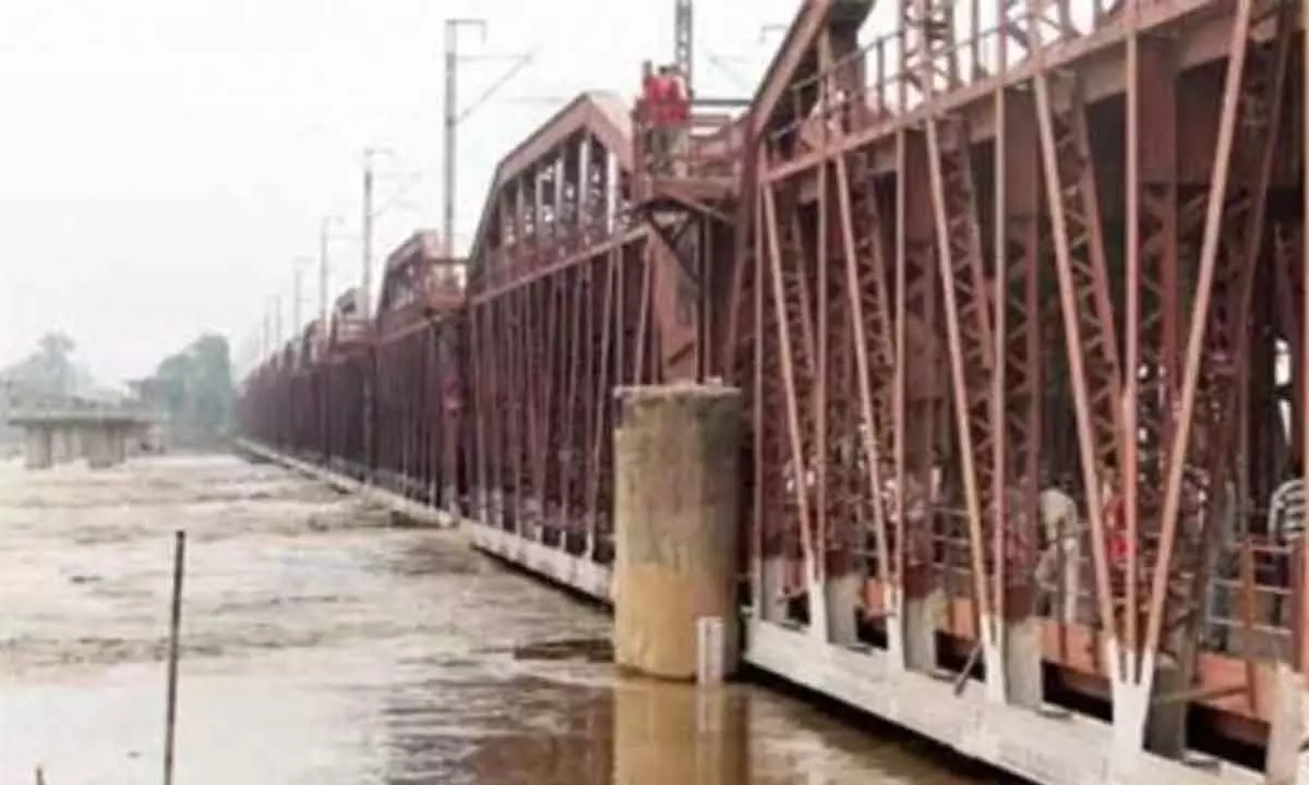 38,850 railway bridges are more than 100-year-old