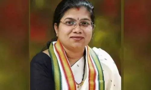 Congress candidate leaves poll booth